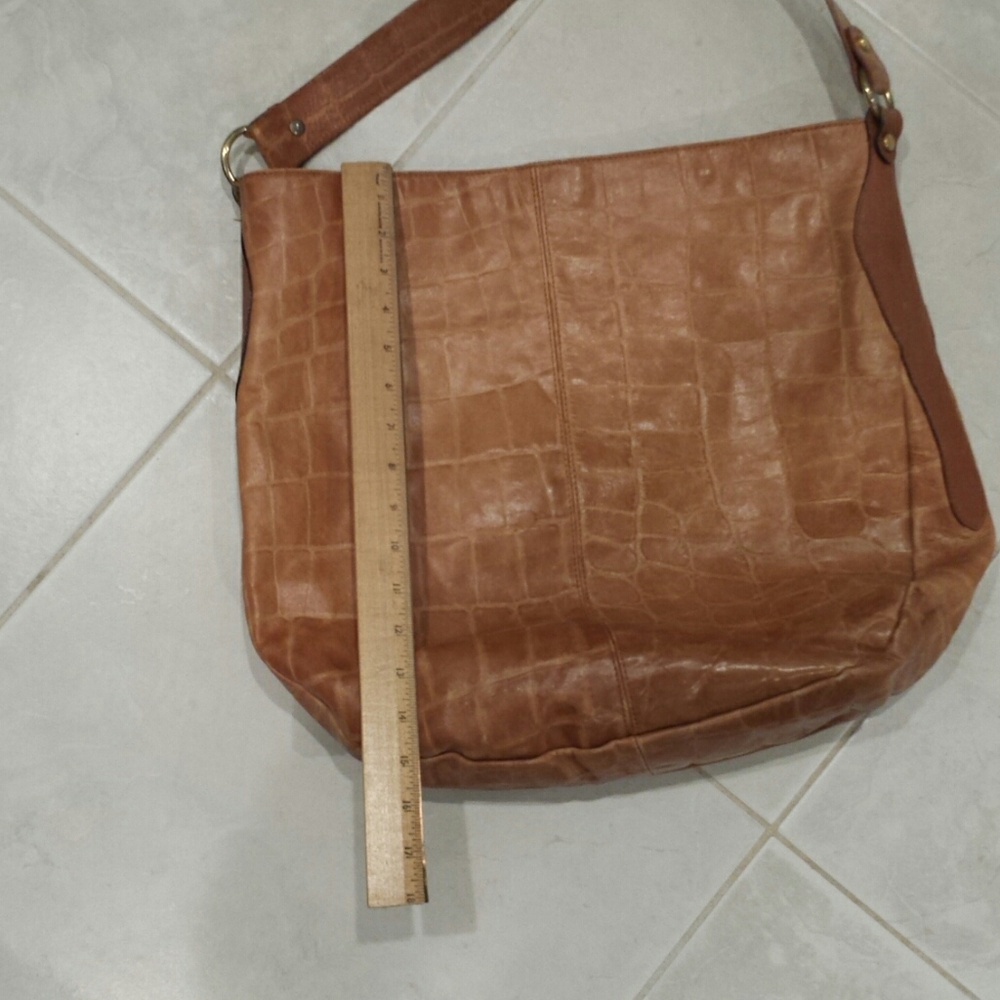 Italian Large Handbag - Picture 7 of 10